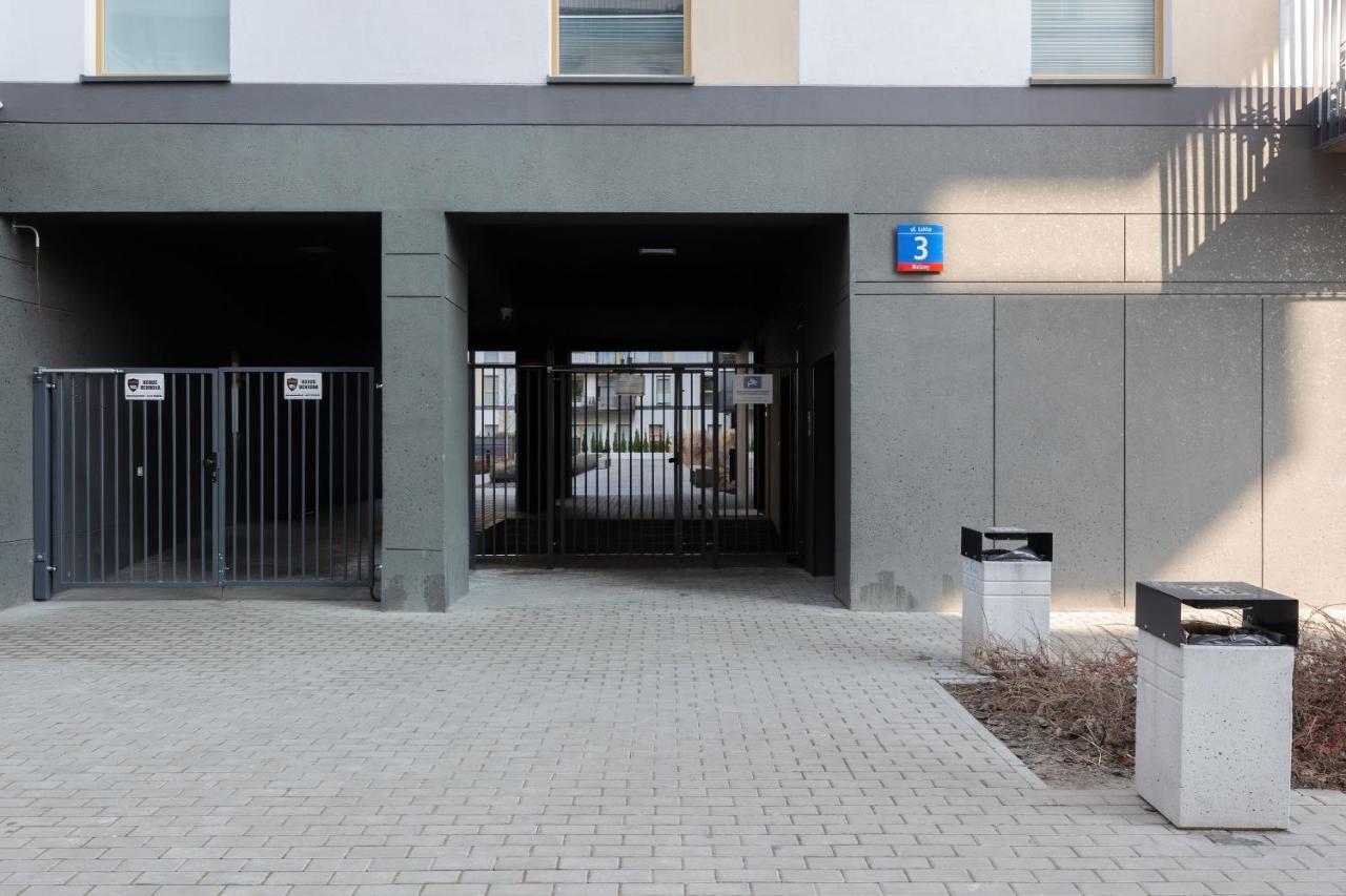 Metro Bielany Apartments By Noclegi Renters ワルシャワ エクステリア 写真