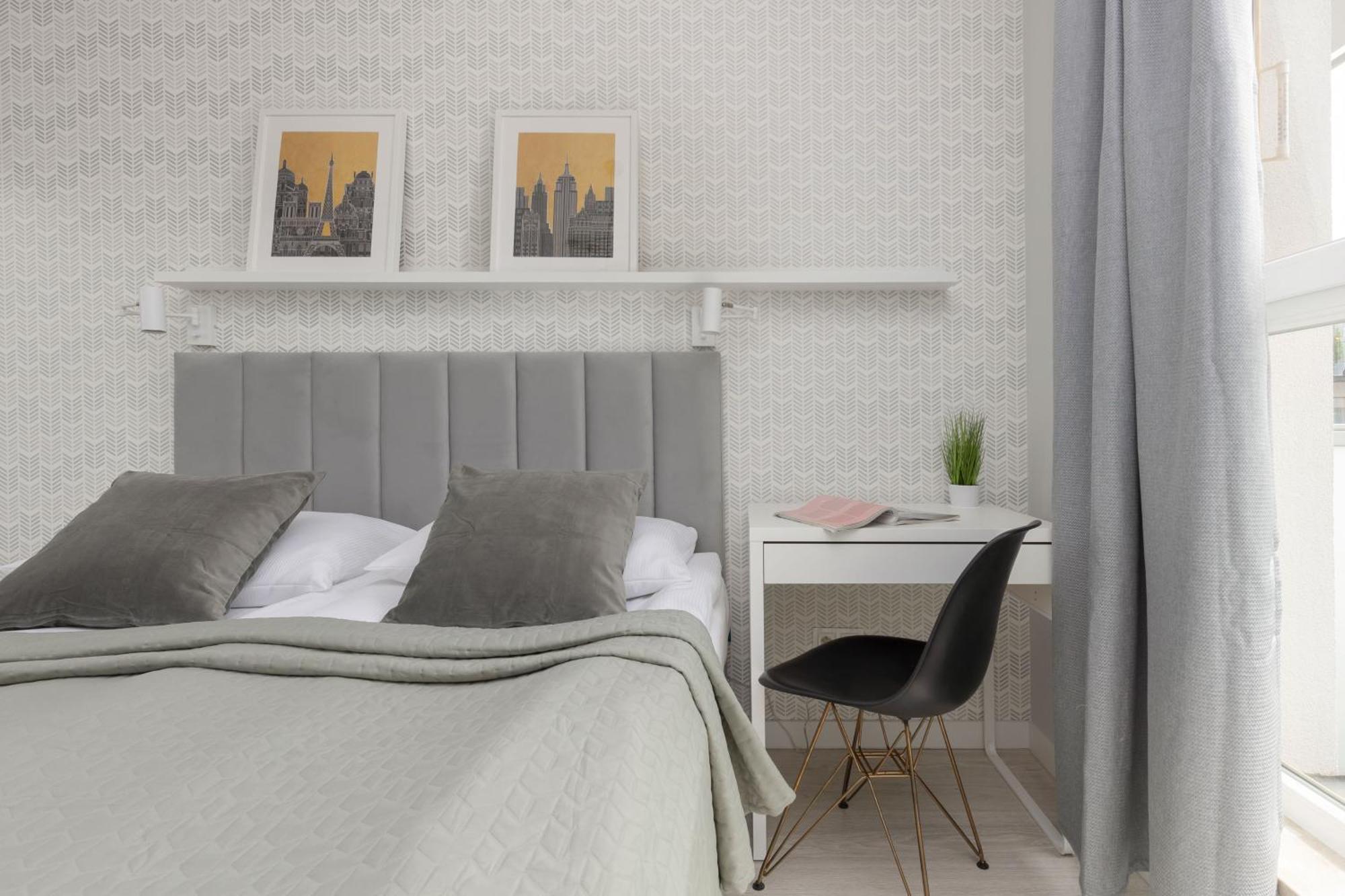 Metro Bielany Apartments By Noclegi Renters ワルシャワ エクステリア 写真
