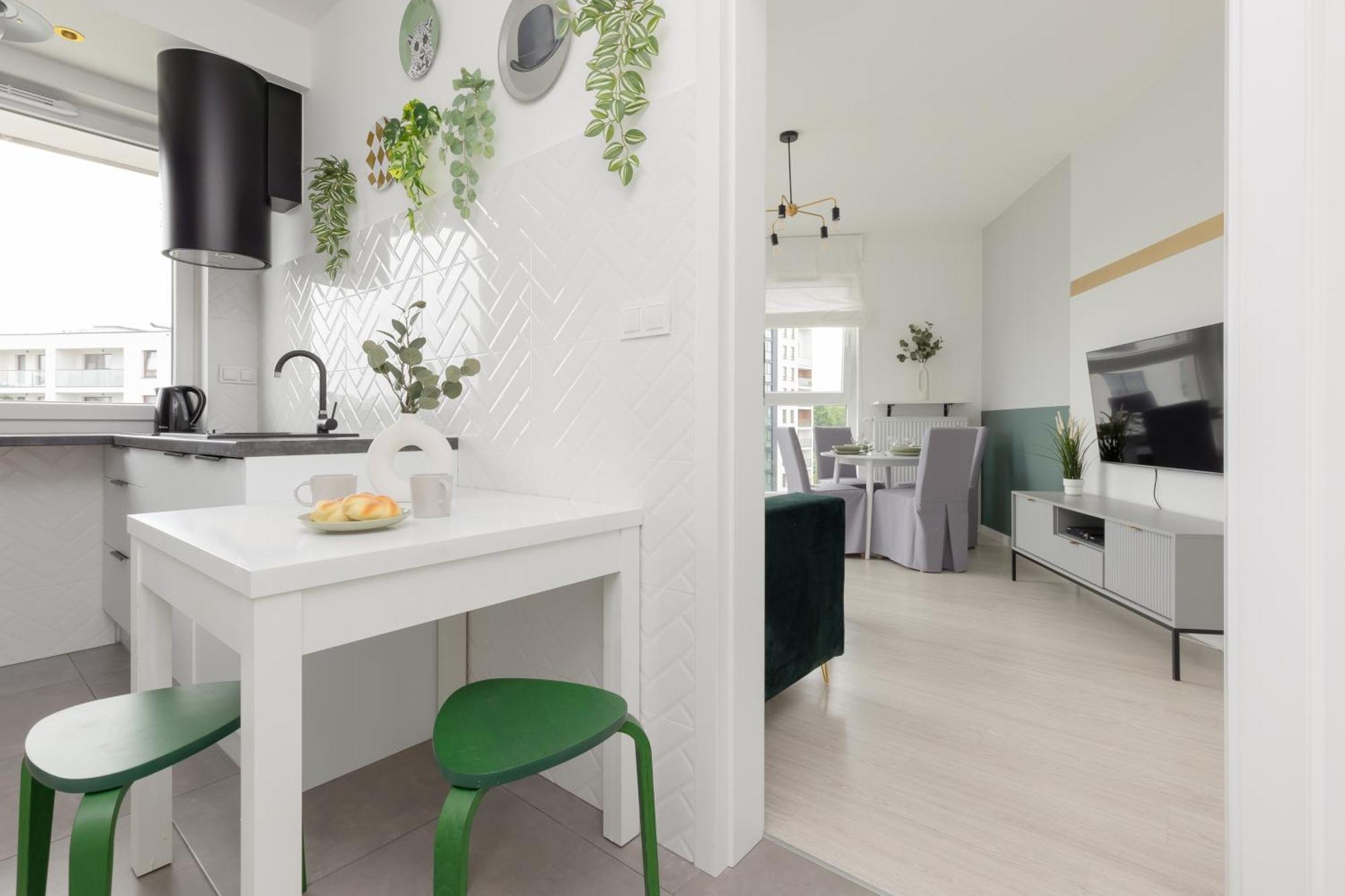 Metro Bielany Apartments By Noclegi Renters ワルシャワ エクステリア 写真