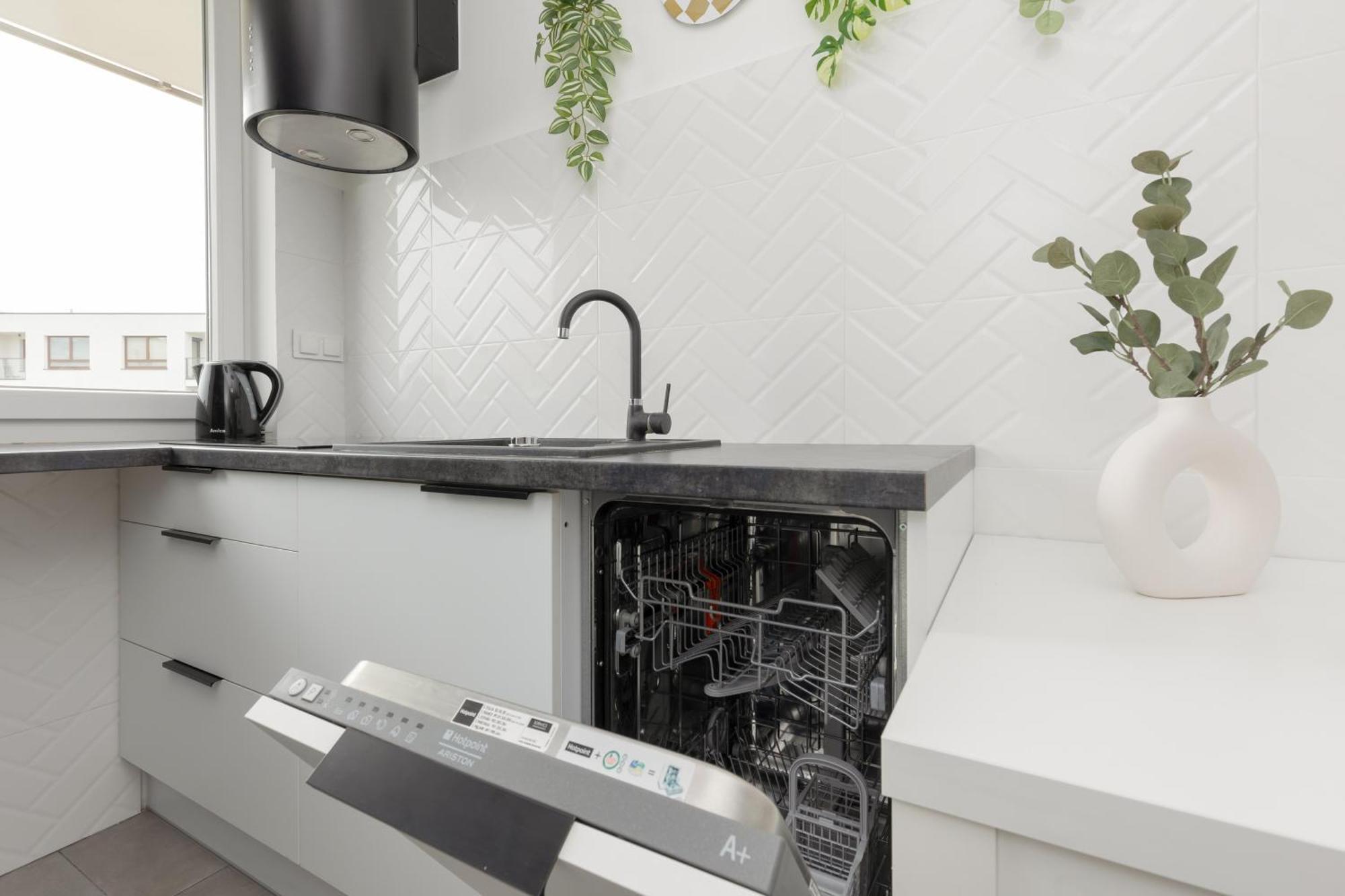 Metro Bielany Apartments By Noclegi Renters ワルシャワ エクステリア 写真