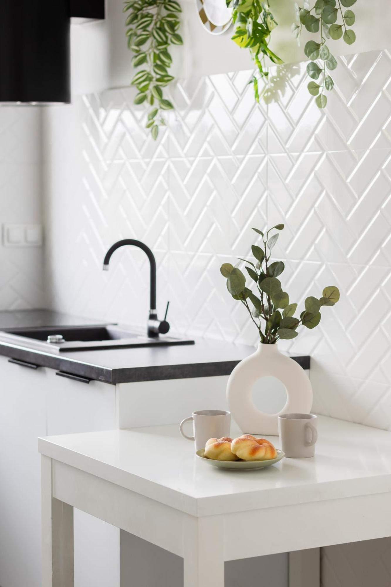 Metro Bielany Apartments By Noclegi Renters ワルシャワ エクステリア 写真